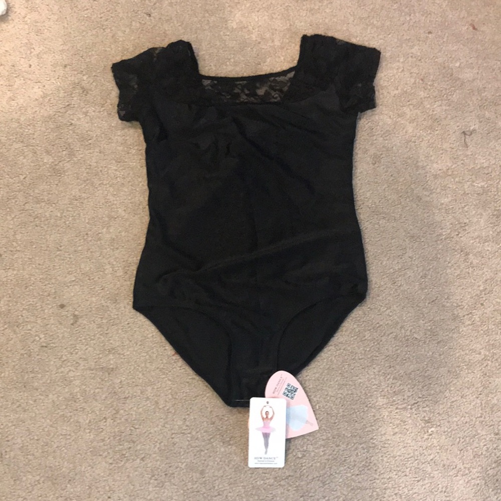 NWT Girl’s Back Lace Leotard